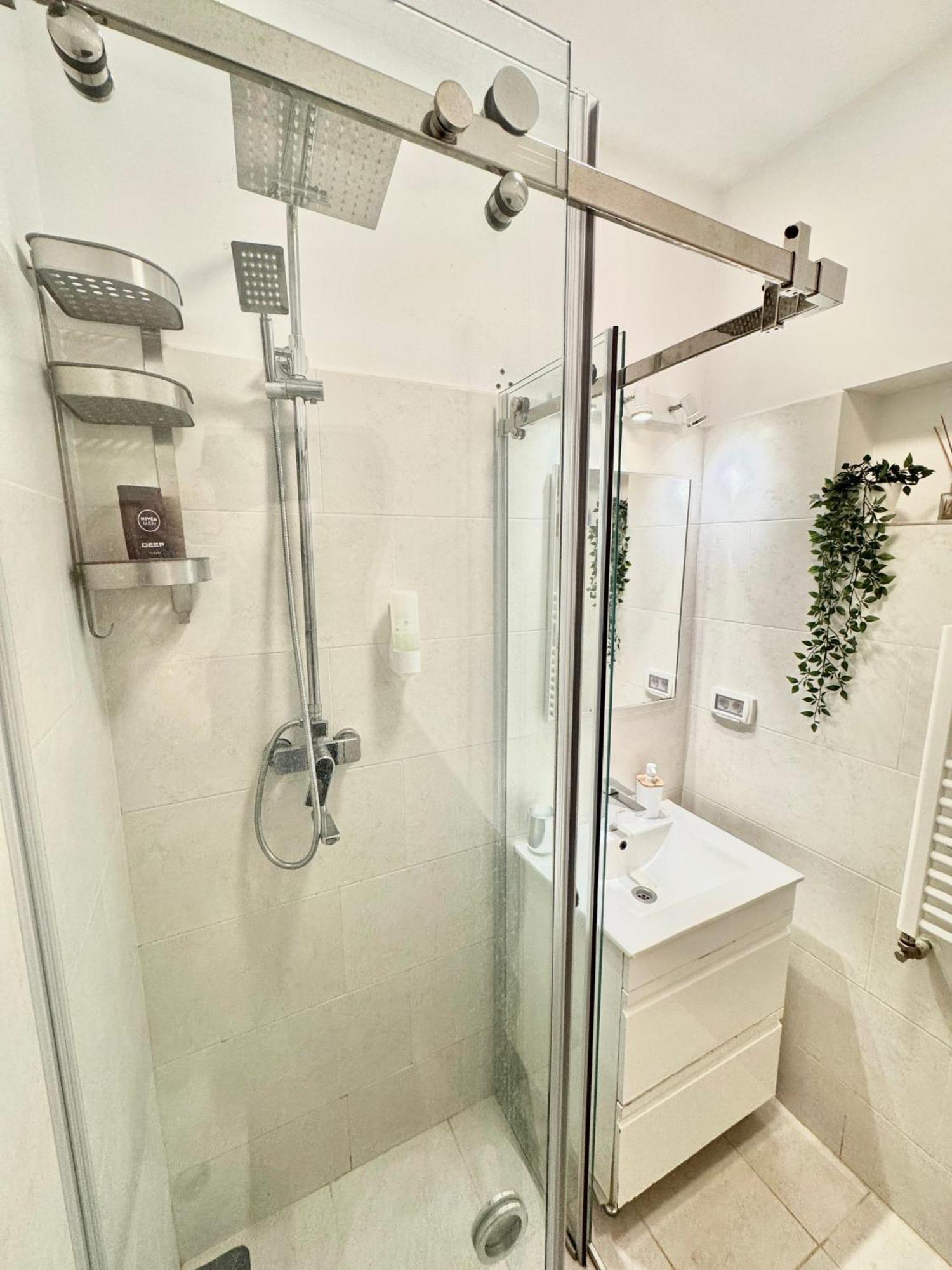 La Copac Cozy Stay Букурещ Екстериор снимка